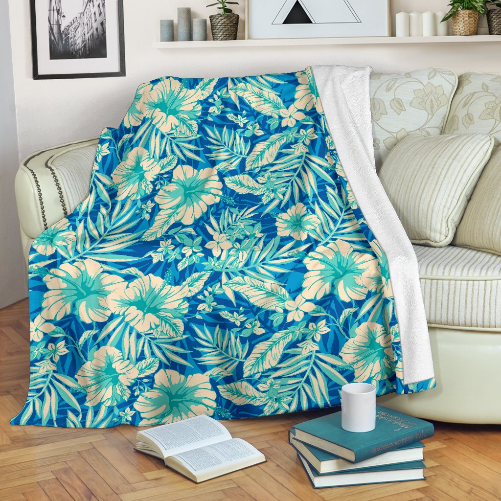 Blue Blossom Tropical Pattern Print Blanket