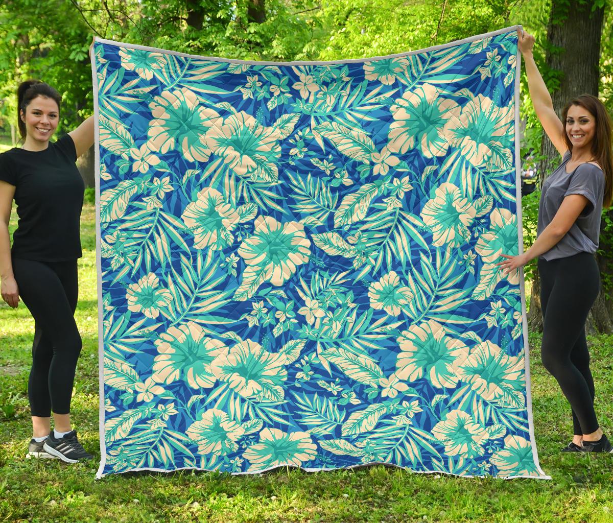 Blue Blossom Tropical Pattern Print Quilt