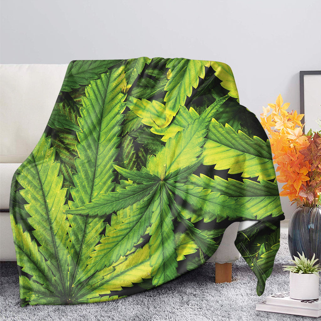 Cannabis Texture Print Blanket