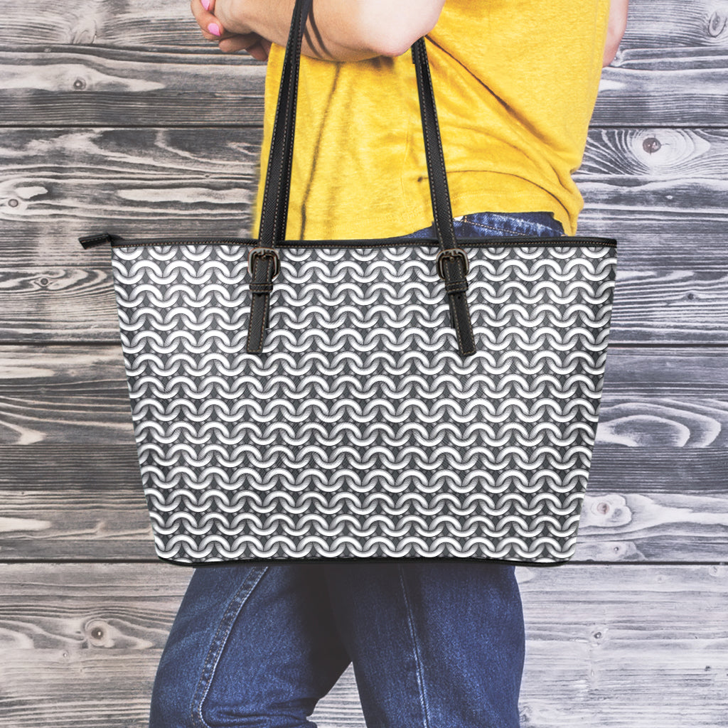 Chainmail Texture Print Leather Tote Bag