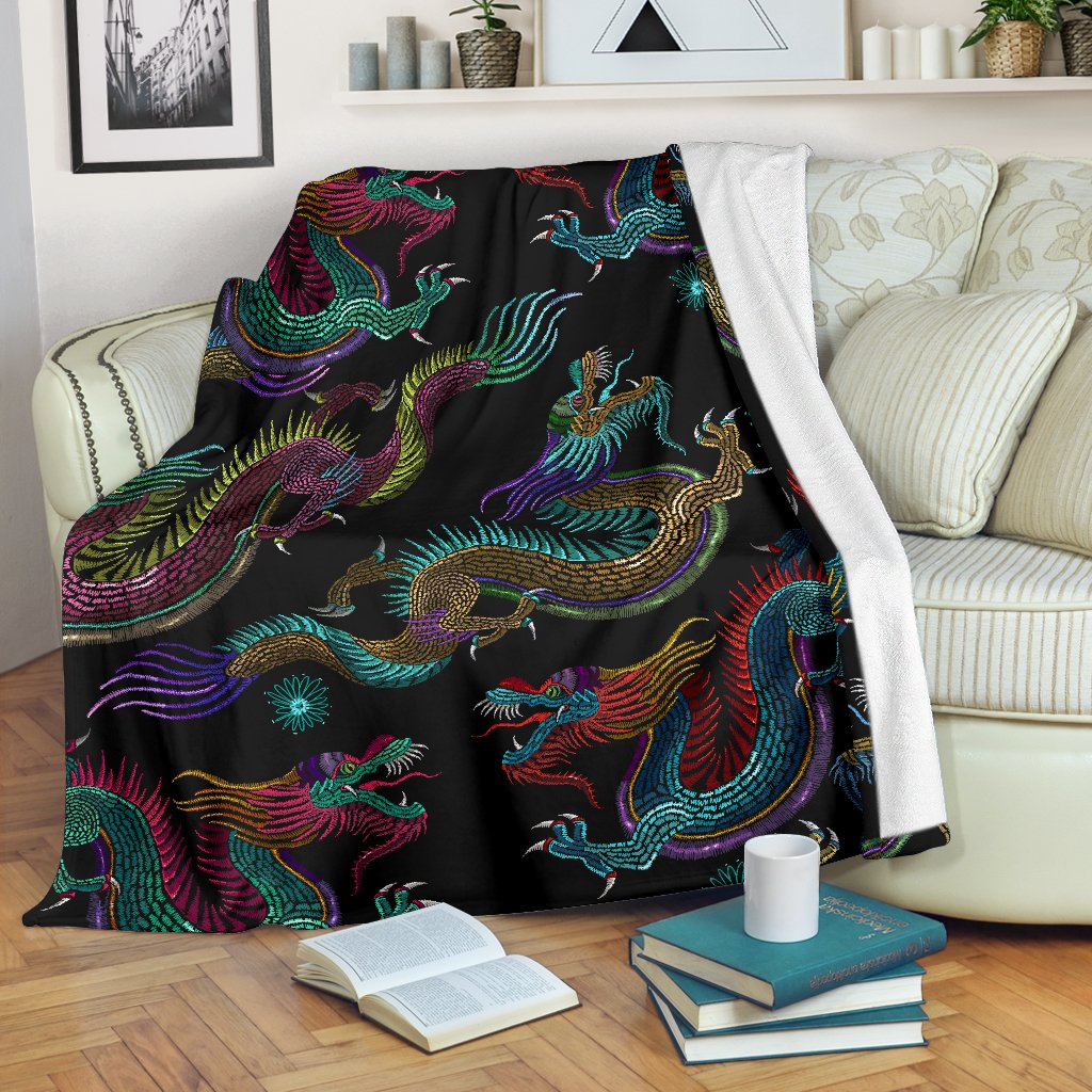 Chinese Dragon Pattern Print Blanket