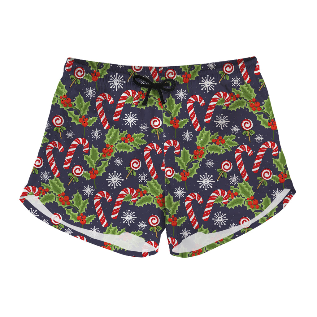 Christmas Berry And Candy Pattern Print Women's Shorts