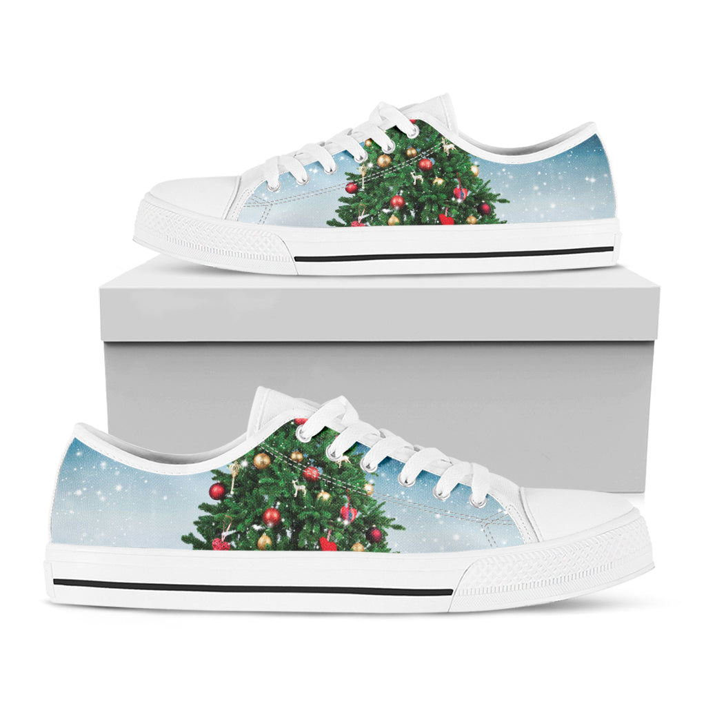 Christmas Tree And Snow Print White Low Top Shoes