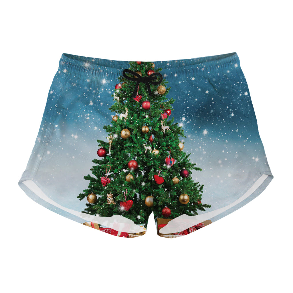 Christmas Tree And Snow Print Women's Shorts