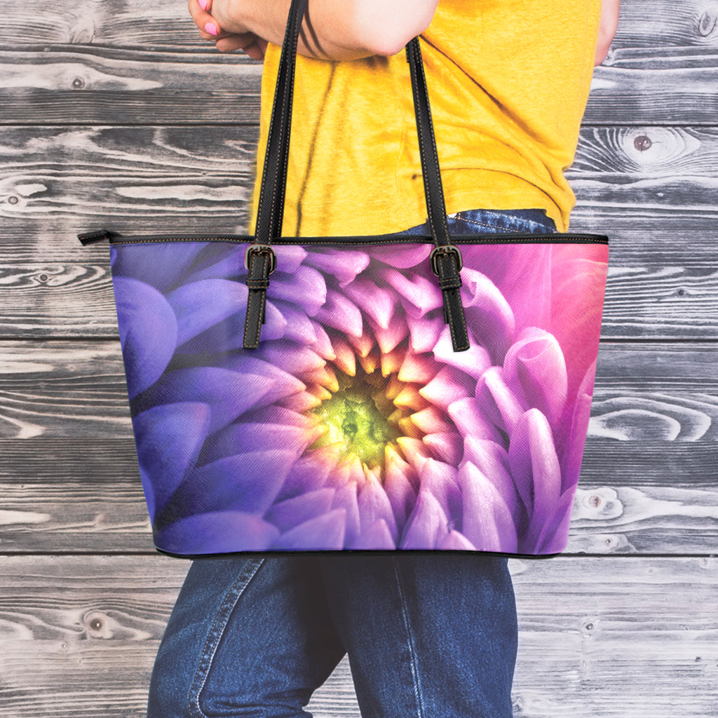 Chrysanthemum Flower Print Leather Tote Bag