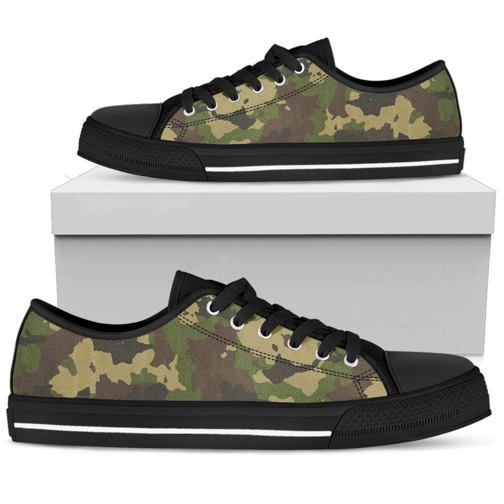 Classic Green Camouflage Print Men's Low Top Shoes