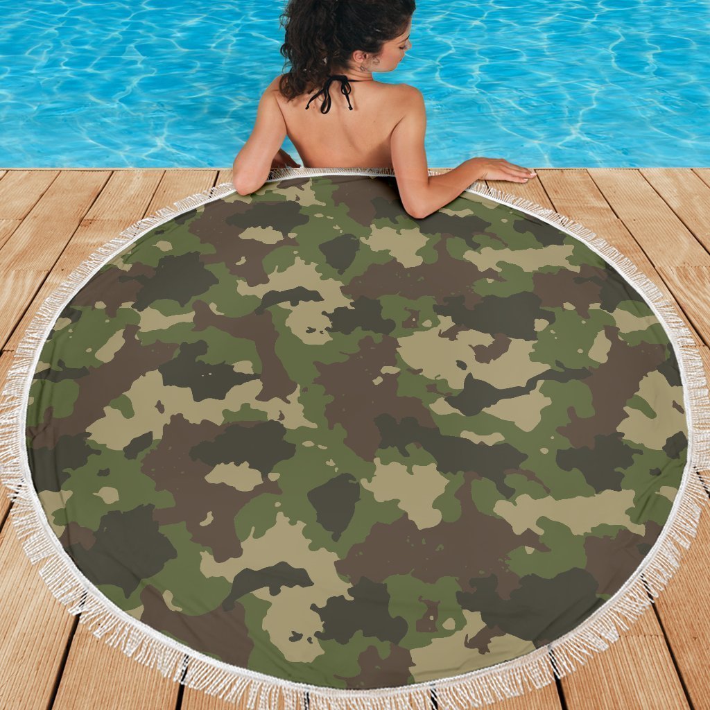 Classic Green Camouflage Print Round Beach Blanket