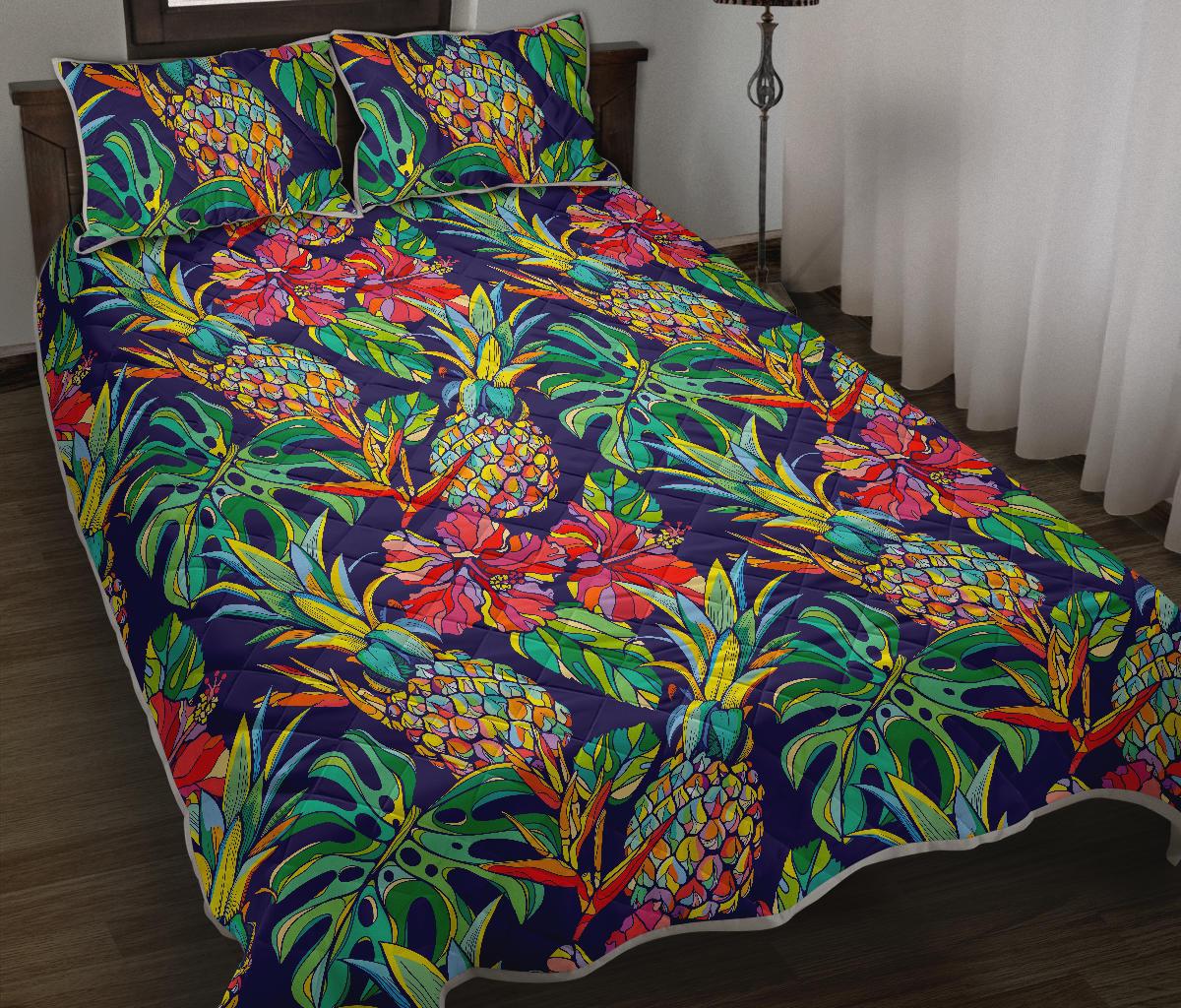 Colorful Aloha Pineapple Pattern Print Quilt Bed Set