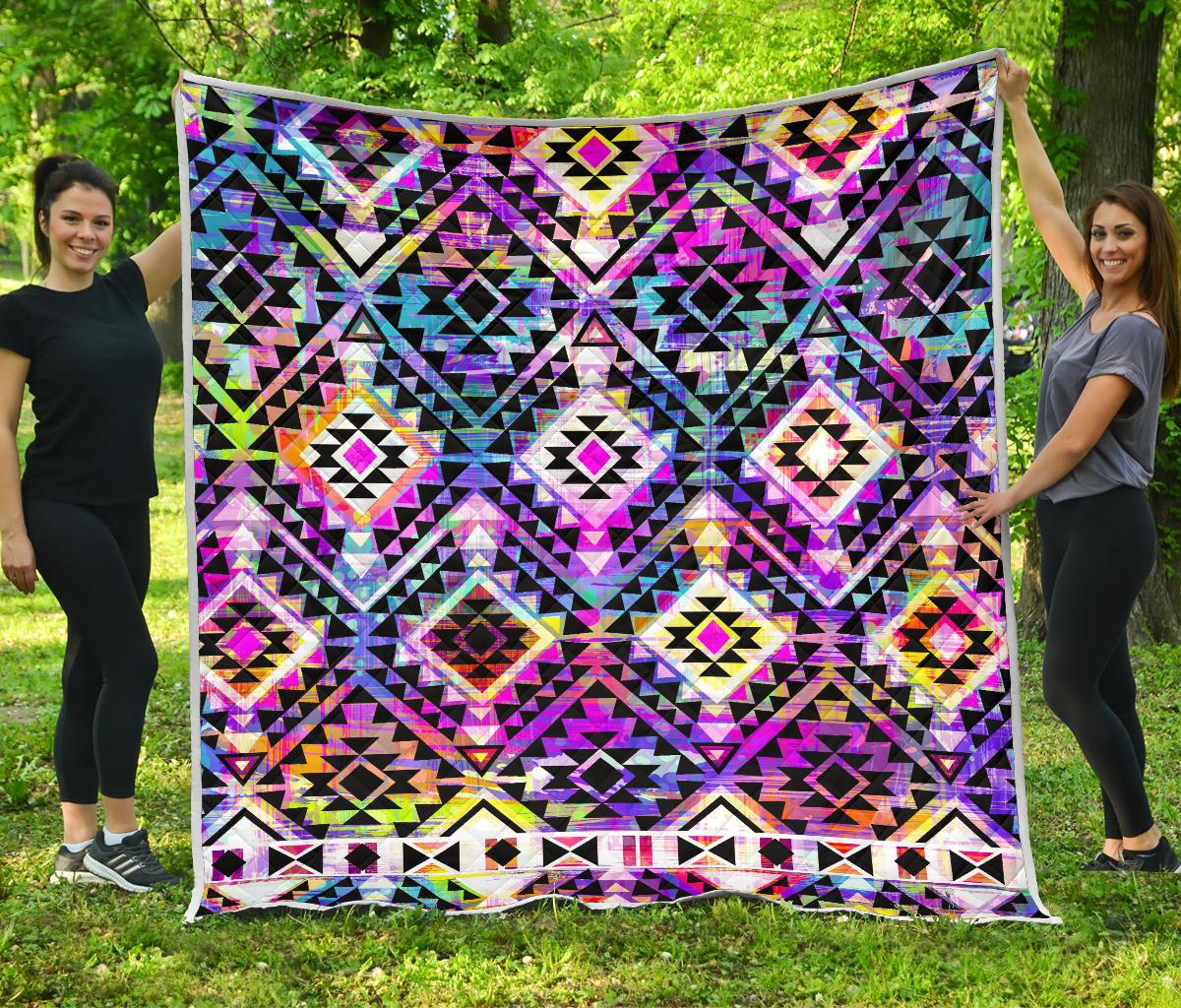 Colorful Aztec Pattern Print Quilt