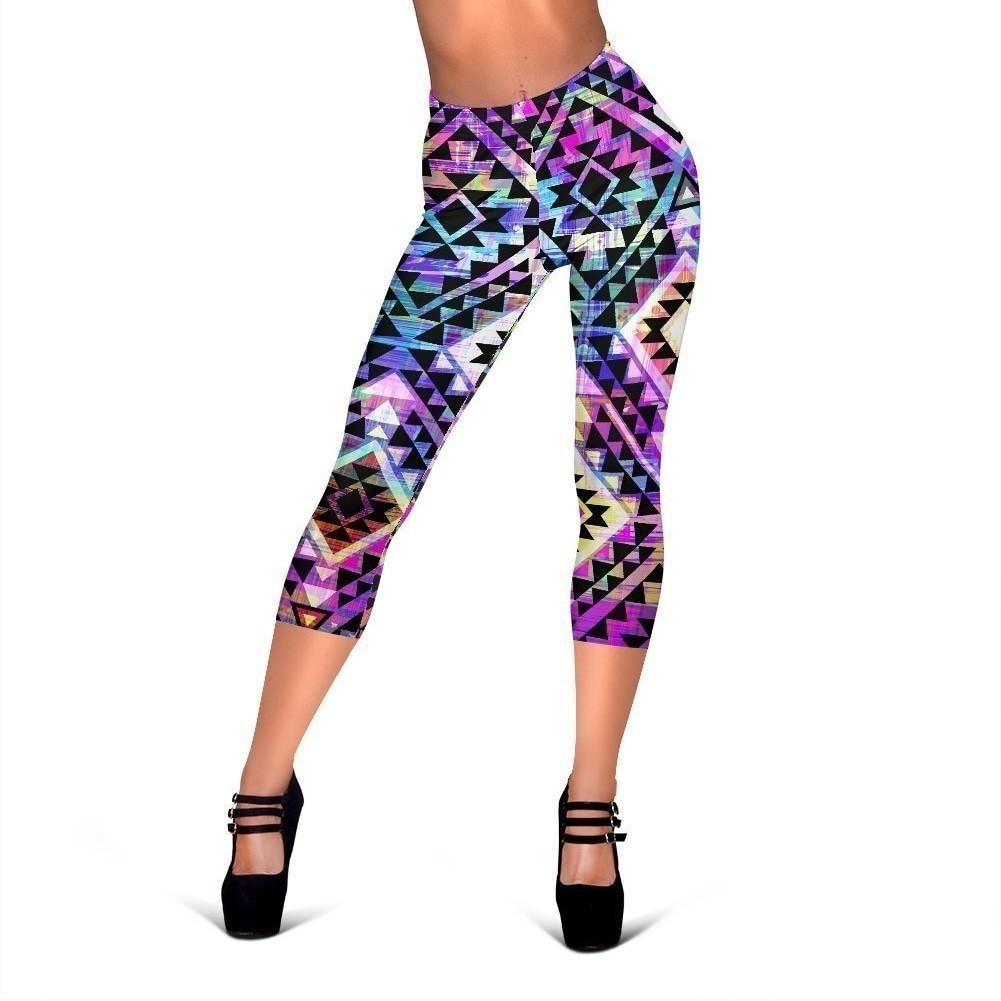 Colorful Aztec Pattern Print Women's Capri Leggings