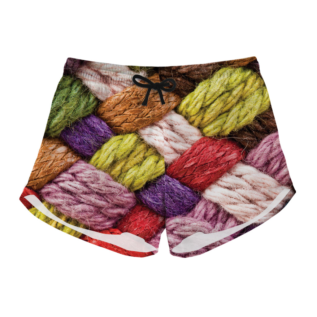 Colorful Wool Yarns Print Women's Shorts