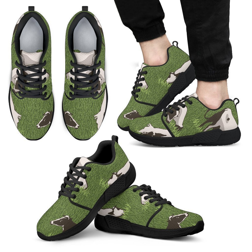 Cow On Green Grass Pattern Print Men's Athletic Shoes