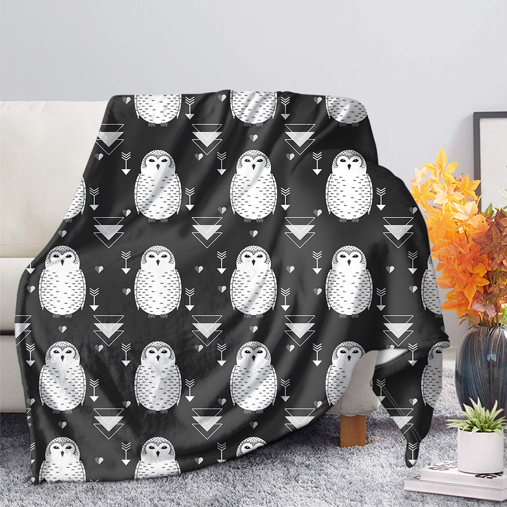 Cute White And Grey Owl Pattern Print Blanket