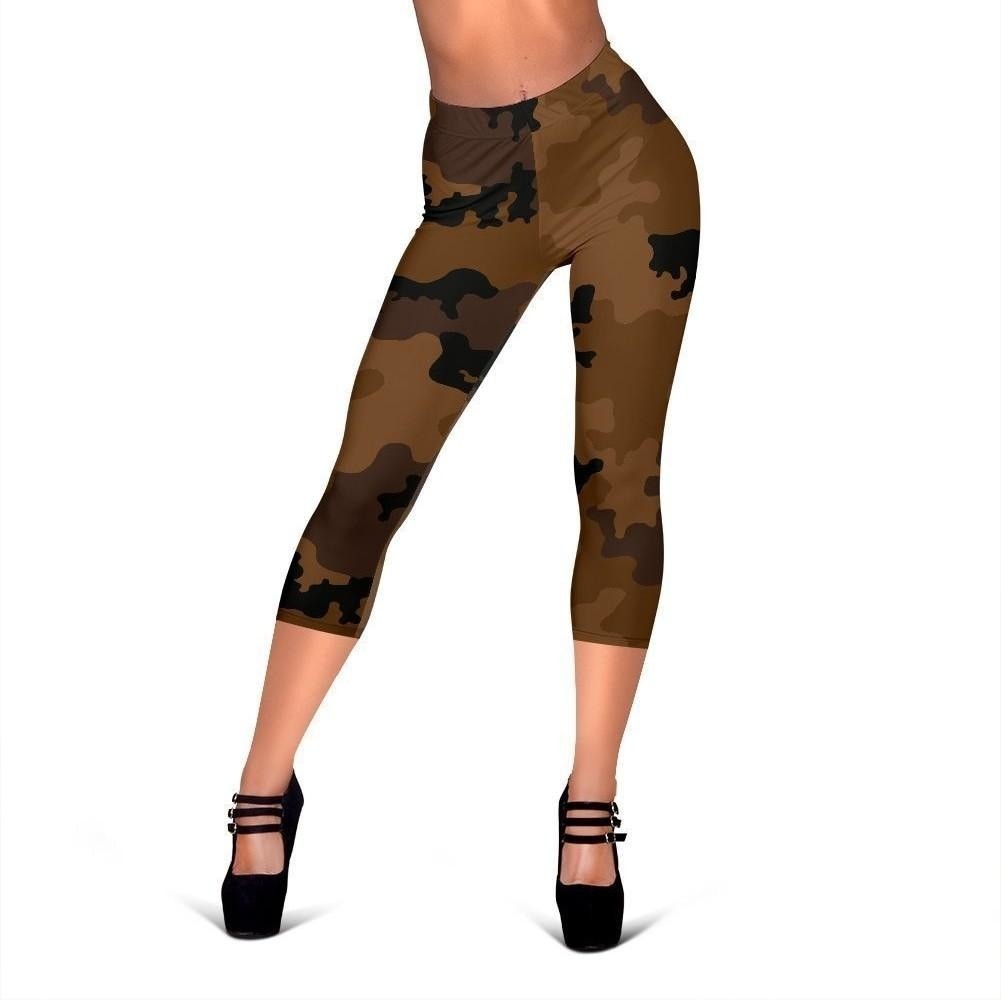 Dark Brown Camouflage Print Women's Capri Leggings