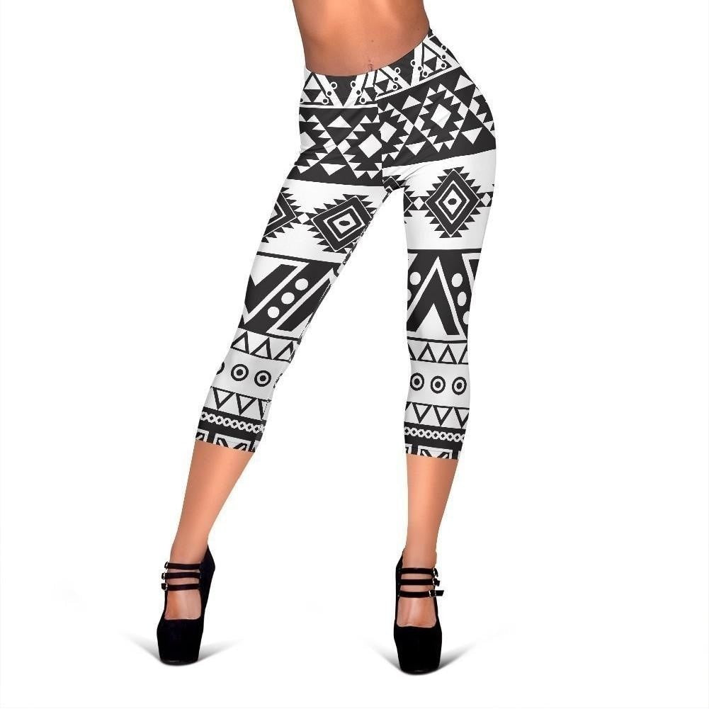 Dark Grey Aztec Pattern Print Women's Capri Leggings