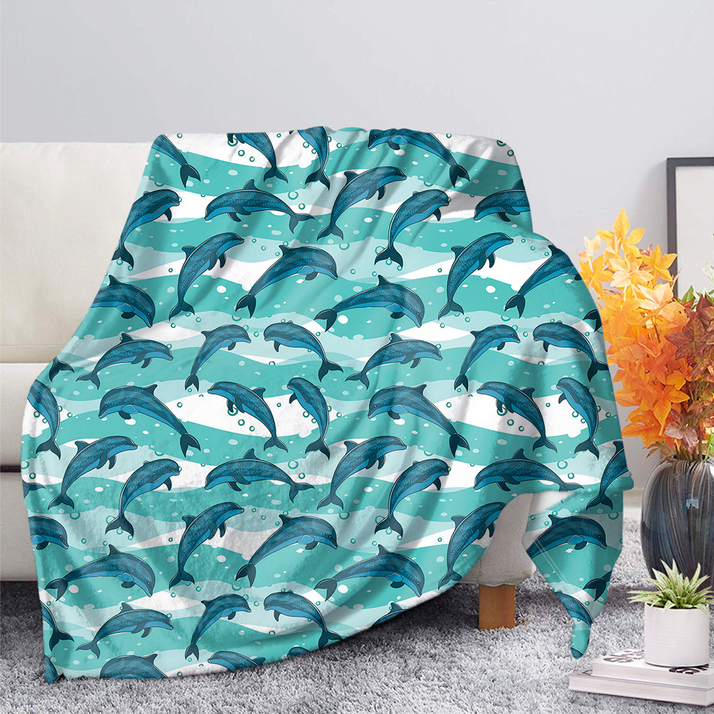 Dolphins In The Ocean Pattern Print Blanket