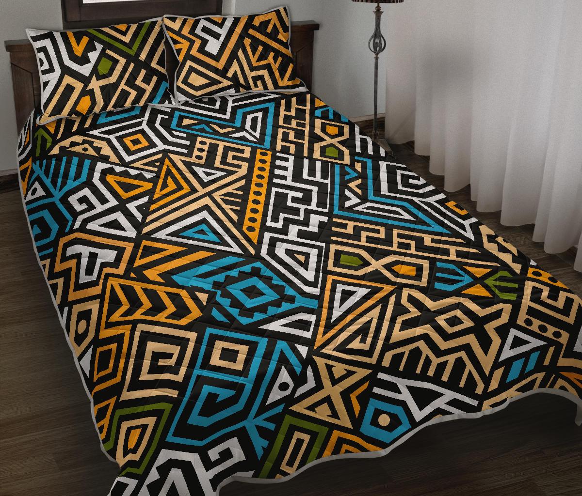 Ethnic Aztec Geometric Pattern Print Quilt Bed Set