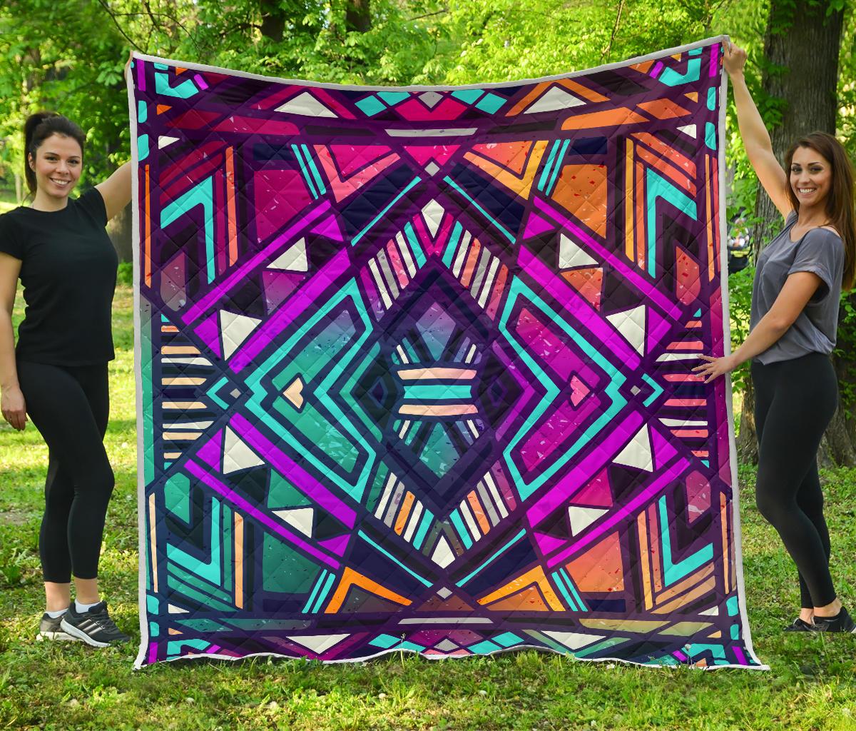 Ethnic Aztec Trippy Print Quilt