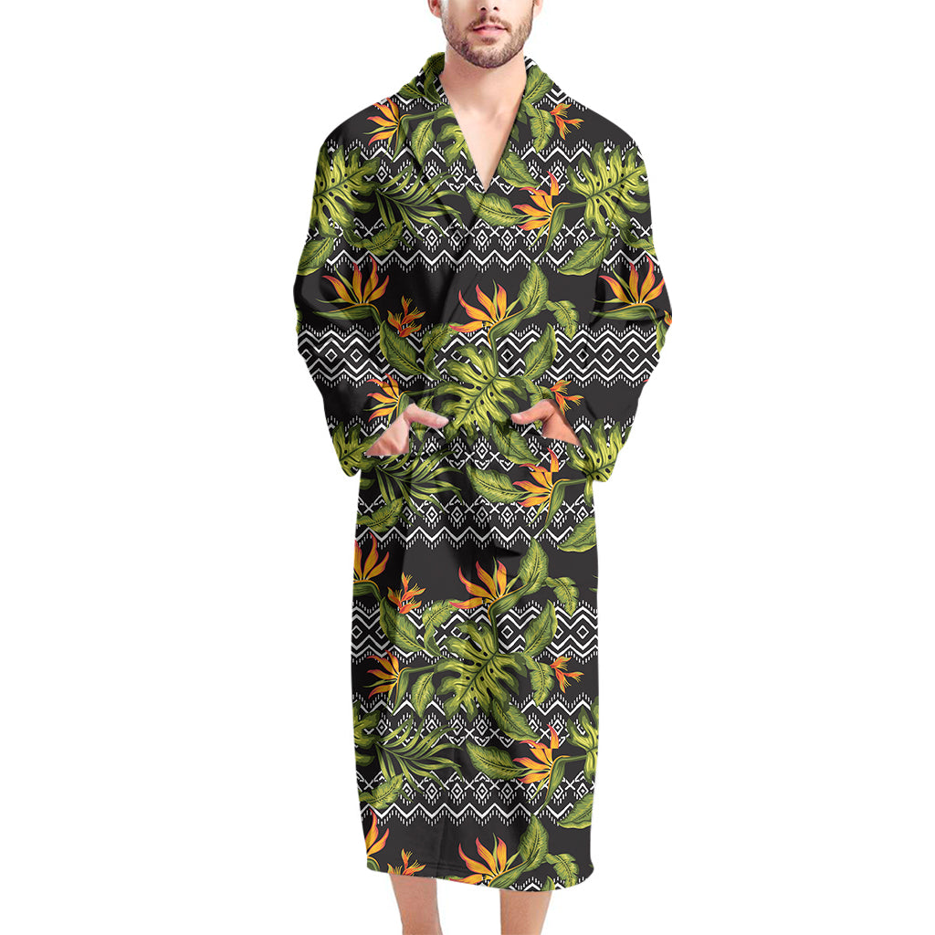 Ethnic Bird Of Paradise Pattern Print Men's Bathrobe