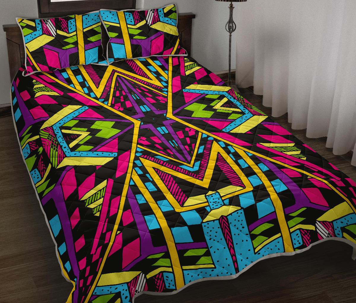 Ethnic Psychedelic Trippy Print Quilt Bed Set