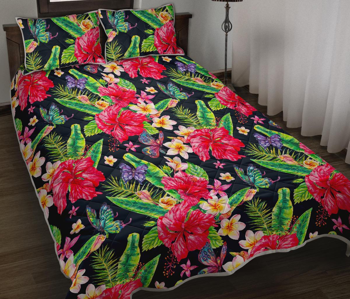 Exotic Hibiscus Flowers Pattern Print Quilt Bed Set