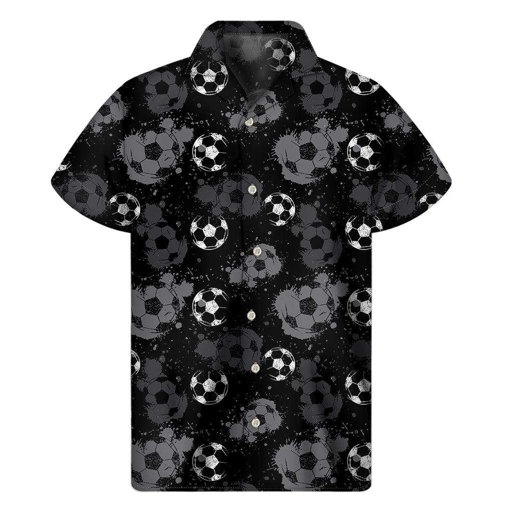 Grunge Soccer Ball Pattern Print Men's Short Sleeve Shirt