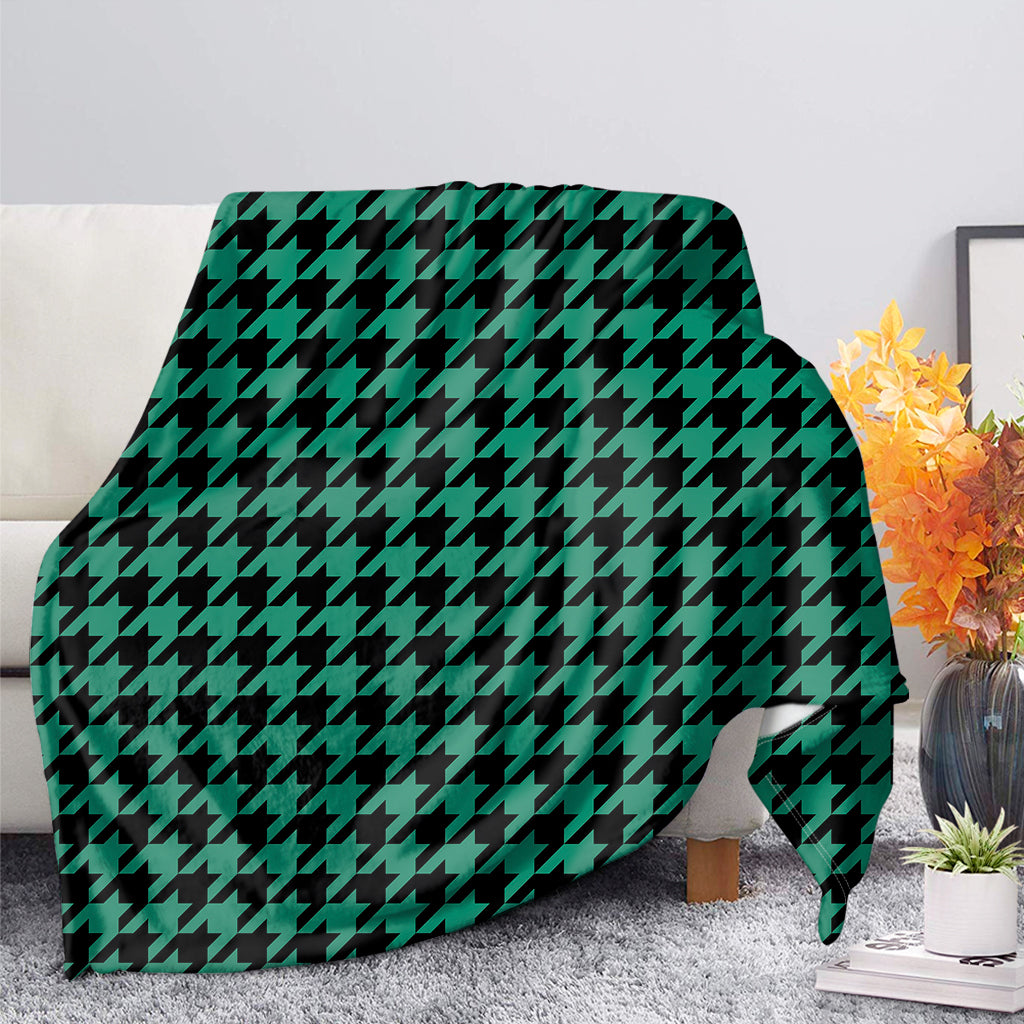 Jungle Green And Black Houndstooth Print Blanket