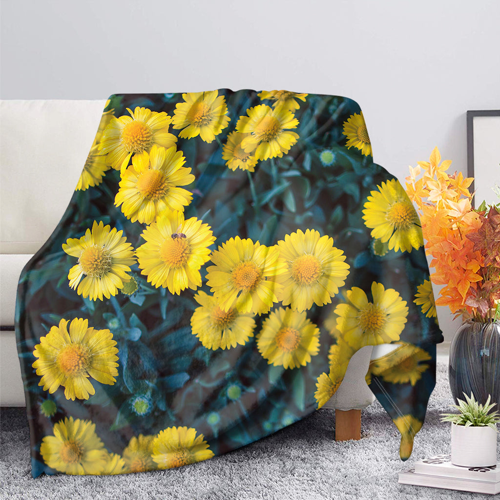 Little Yellow Daisy Print Blanket