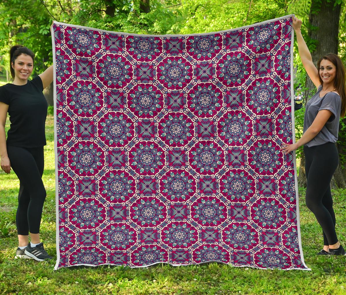 Magenta Mandala Bohemian Pattern Print Quilt