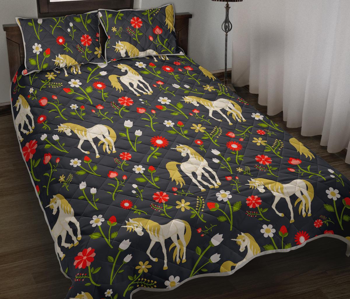 Magic Floral Unicorn Pattern Print Quilt Bed Set