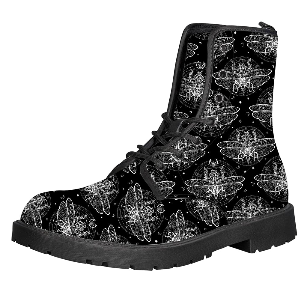 Mantis Spirit Animal Pattern Print Leather Boots