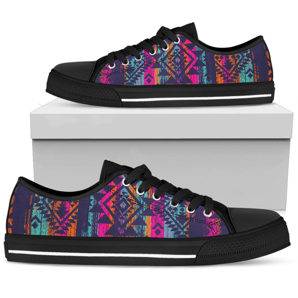 Native Tribal Aztec Pattern Print Men's Low Top Shoes