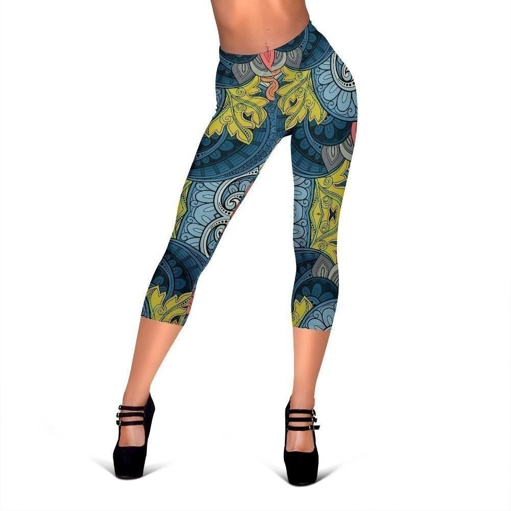 Native Tribal Bohemian Pattern Print Women's Capri Leggings