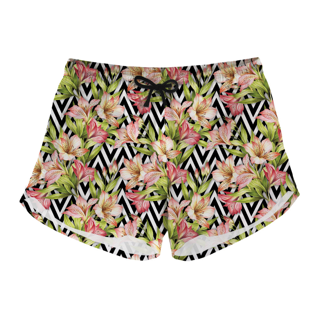 Pastel Alstroemeria Zigzag Pattern Print Women's Shorts