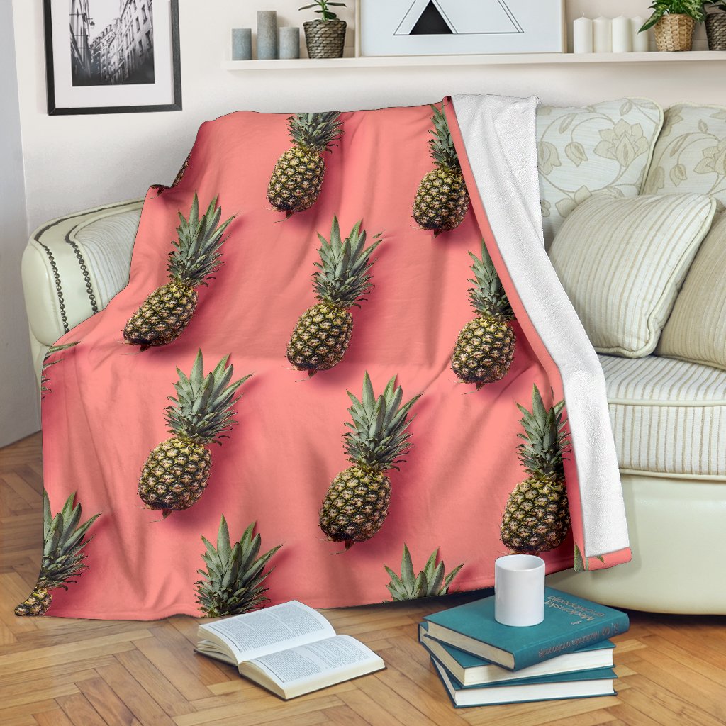 Pastel Pink Pineapple Pattern Print Blanket