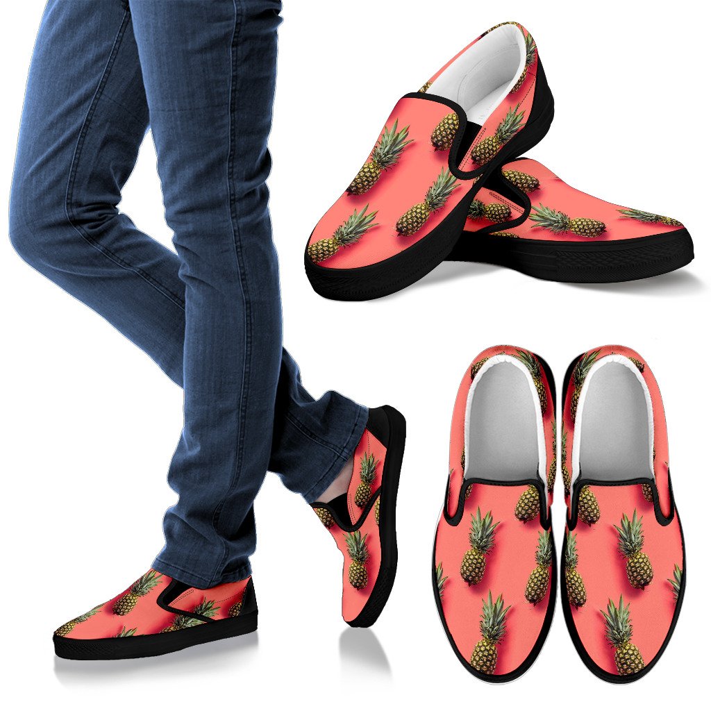 Pastel Pink Pineapple Pattern Print Men's Slip On Shoes