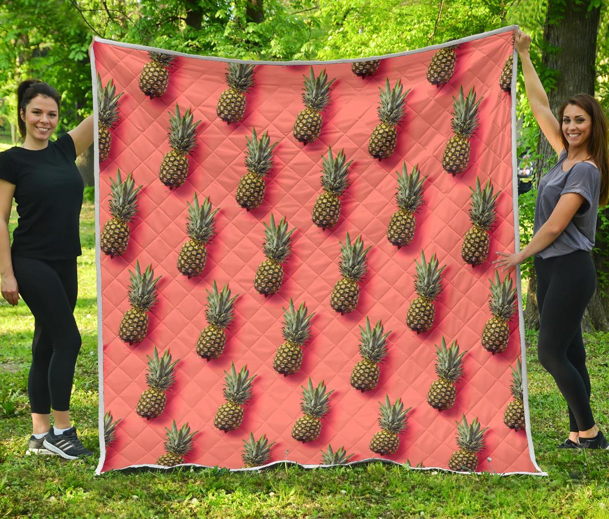 Pastel Pink Pineapple Pattern Print Quilt