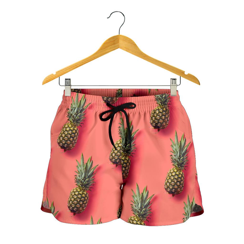 Pastel Pink Pineapple Pattern Print Women's Shorts