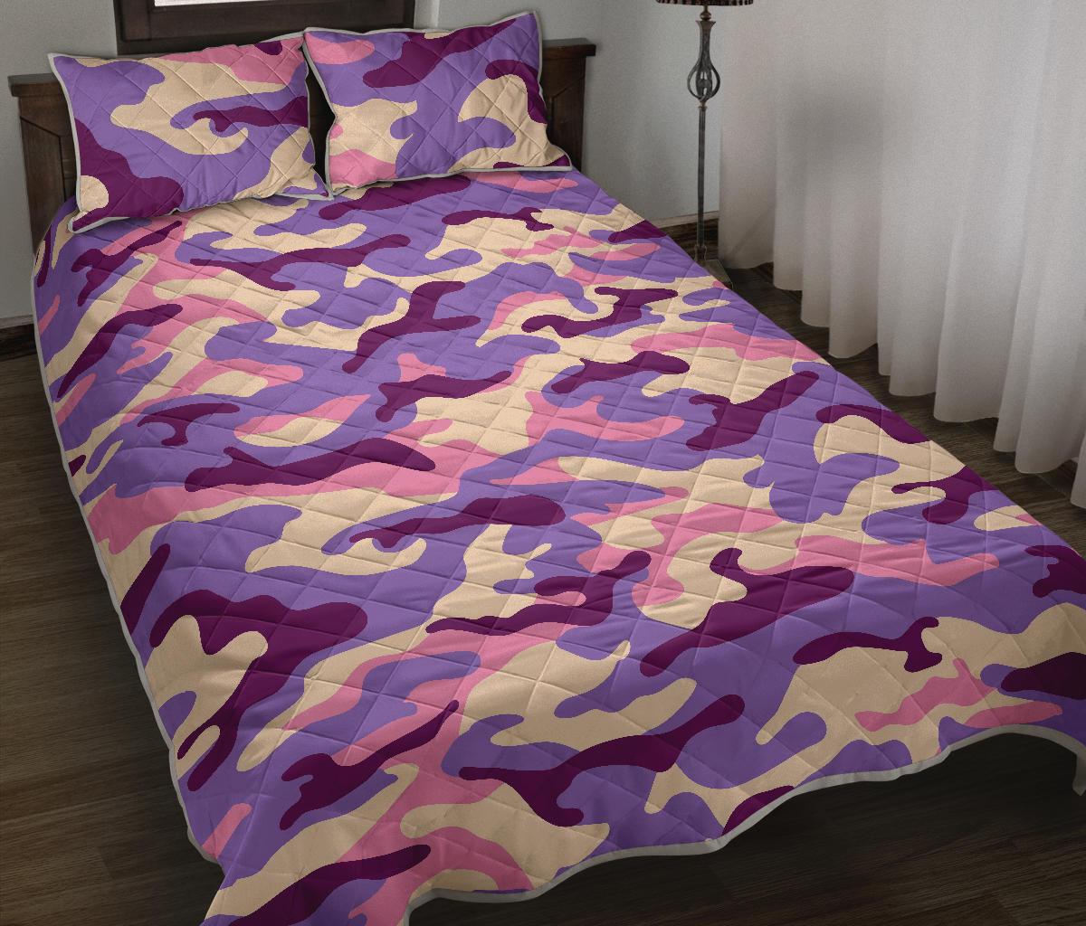 Pastel Purple Camouflage Print Quilt Bed Set