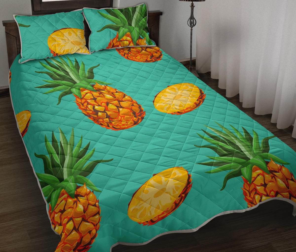 Pastel Turquoise Pineapple Pattern Print Quilt Bed Set