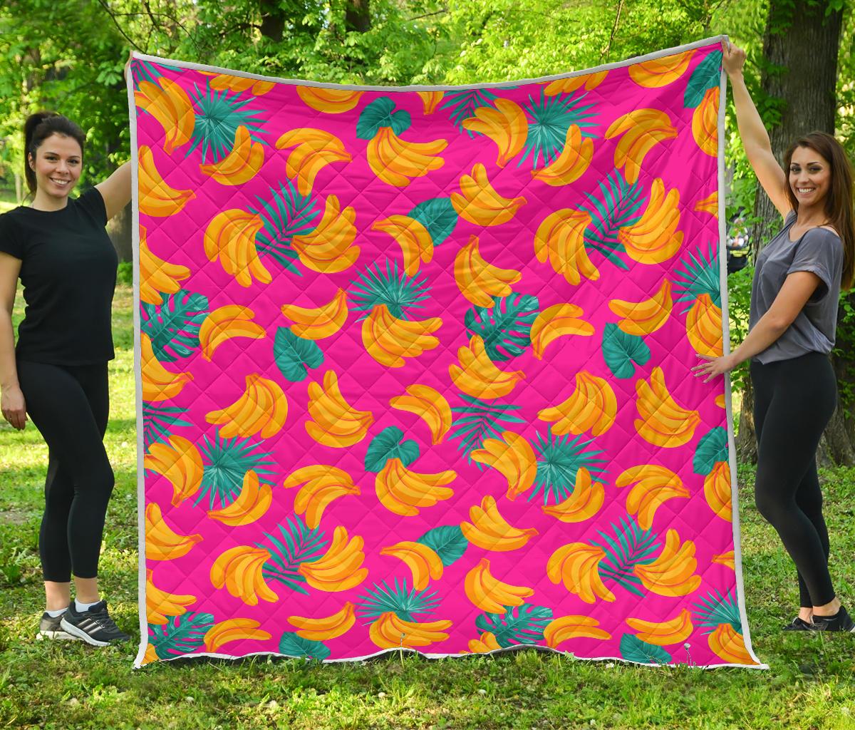 Pink Tropical Banana Pattern Print Quilt