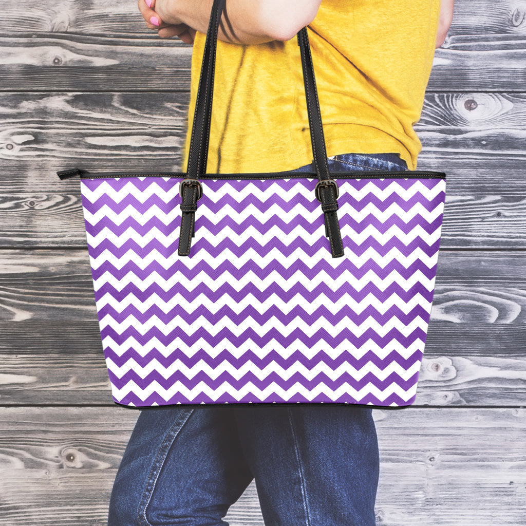 Purple And White Chevron Pattern Print Leather Tote Bag