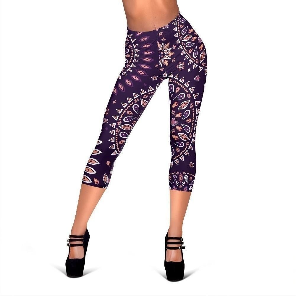 Purple Bohemian Mandala Pattern Print Women's Capri Leggings