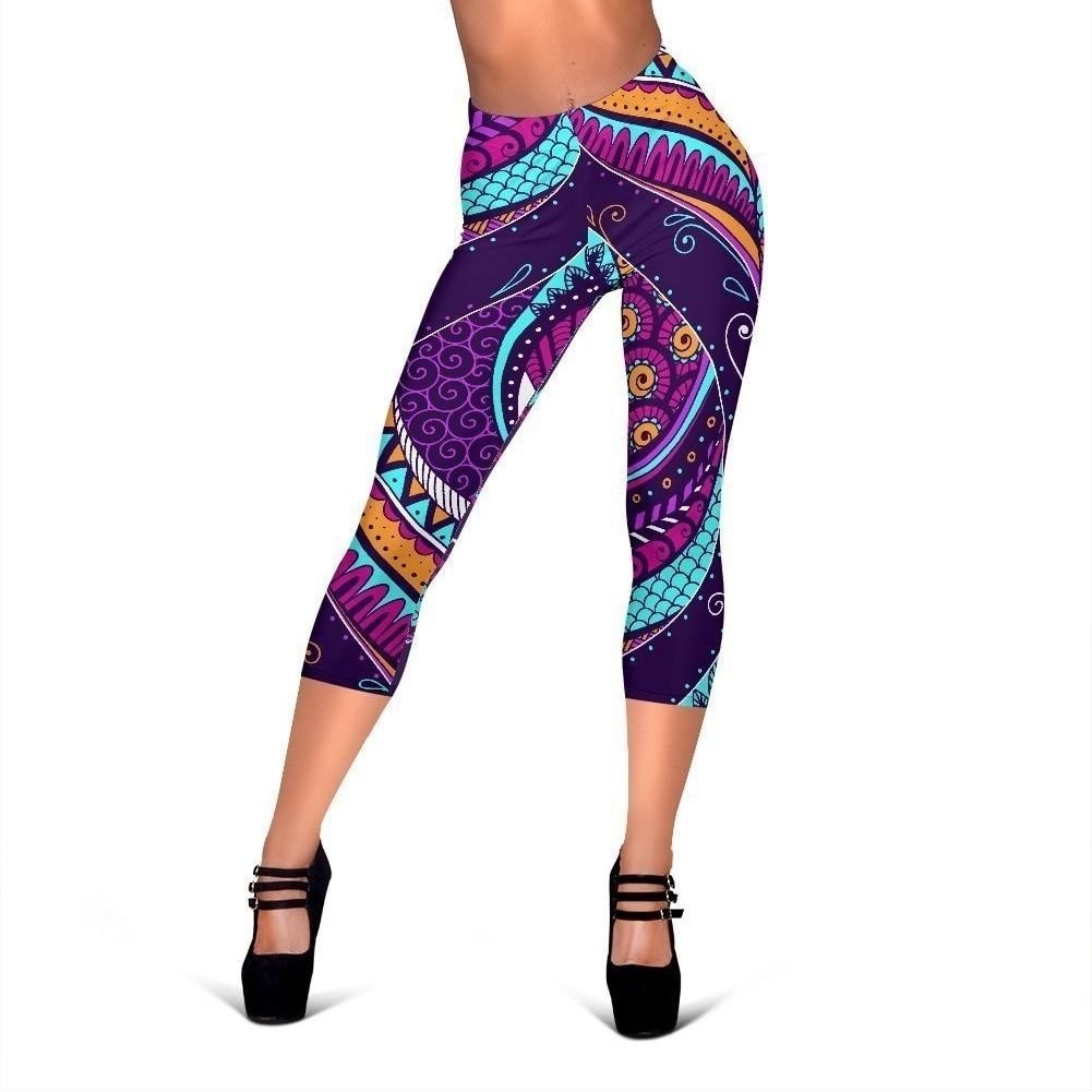 Purple Bohemian Peacock Feather Print Women's Capri Leggings