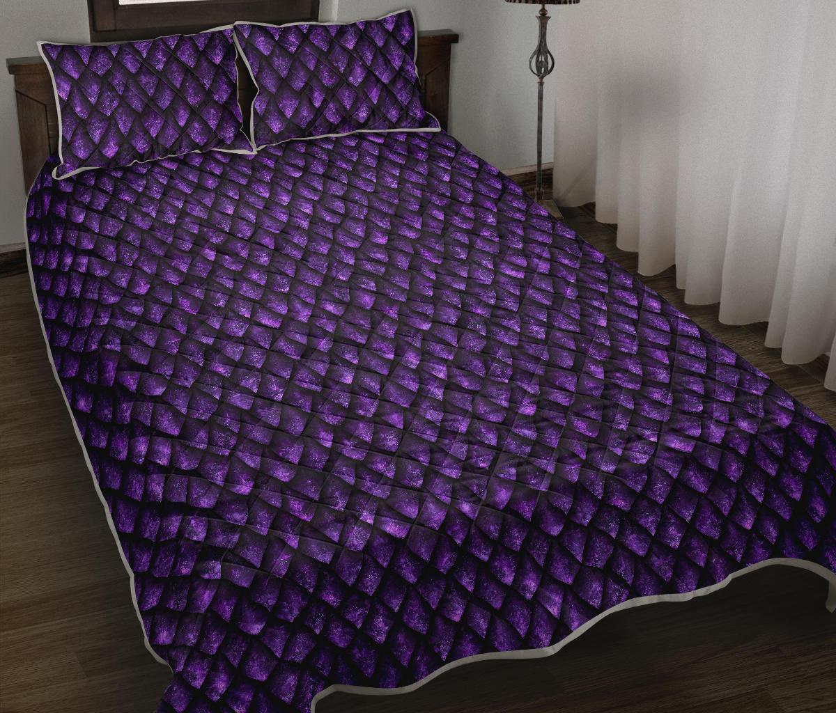 Purple Dragon Scales Pattern Print Quilt Bed Set