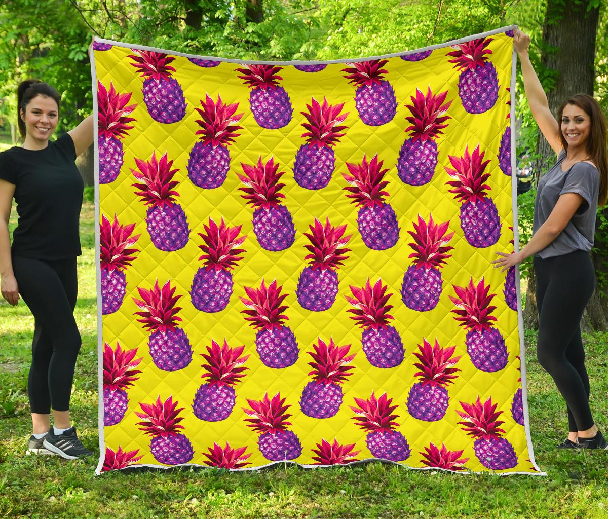 Purple EDM Pineapple Pattern Print Quilt