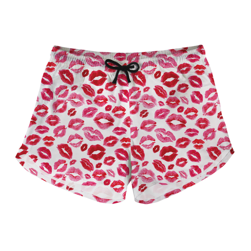 Red And Pink Lips Pattern Print Women's Shorts