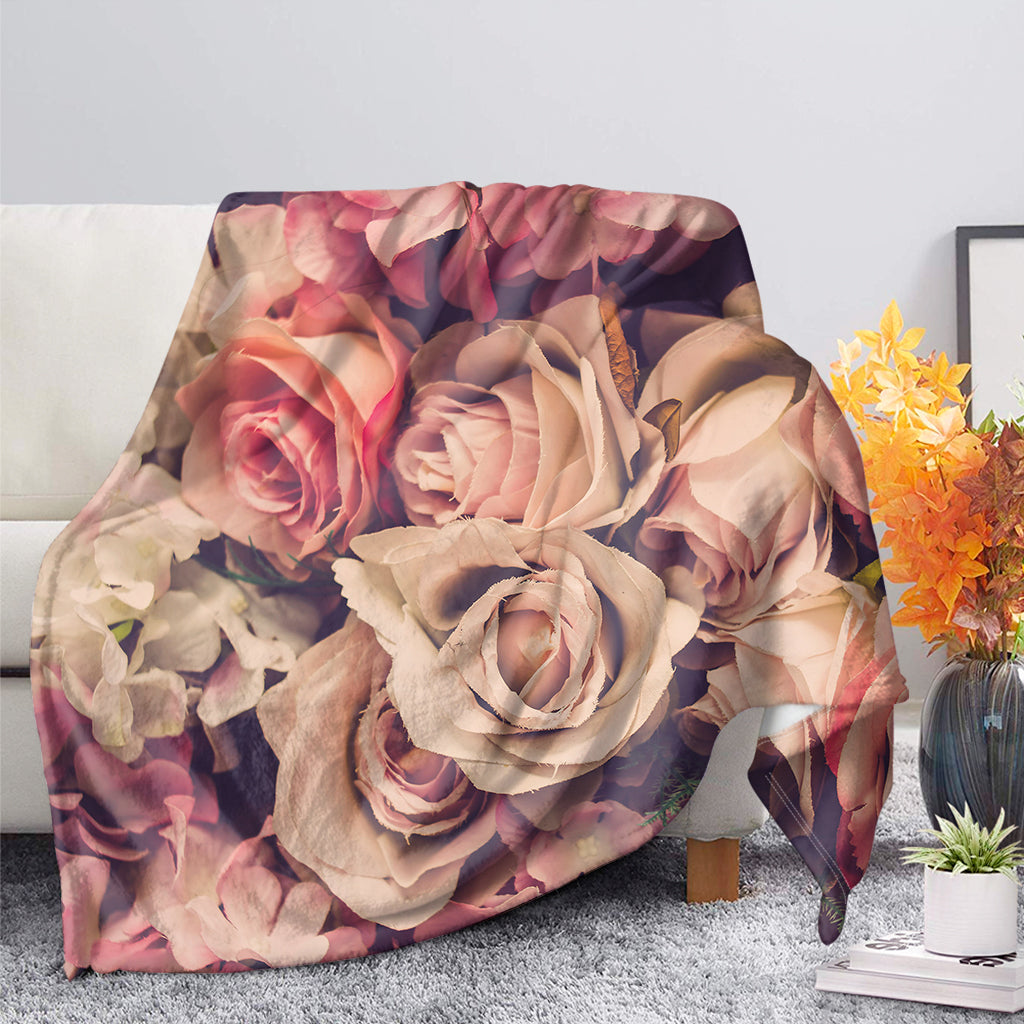 Retro Pink Roses Floral Print Blanket