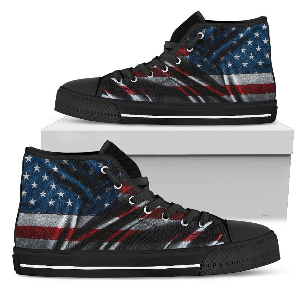 Silky American Flag Patriotic Men's High Top Shoes
