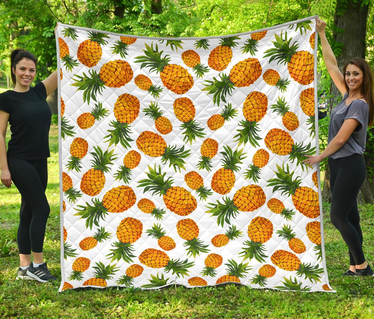 Summer Pineapple Pattern Print Quilt